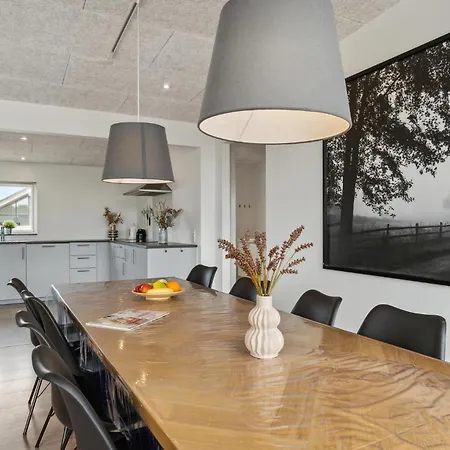 Dom wakacyjny In With Kitchen *
